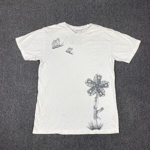 Vurt T Shirt Short Sleeve Floral & Weapons White Grunge Shirt Men’s Size Large
